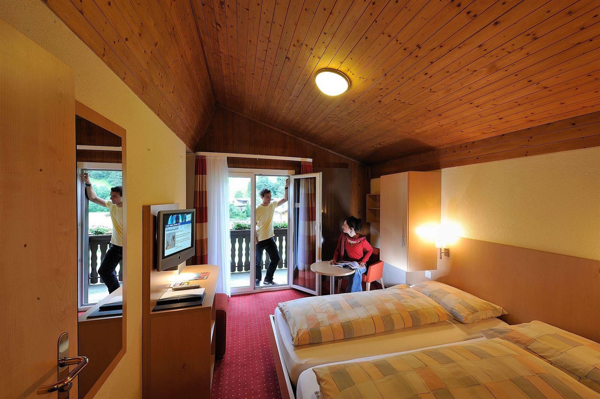 Hotel Cathrin انغلبرغ المظهر الخارجي الصورة